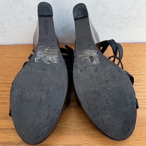 Steve Madden Black/ Brown Gold Studded Caged Wedge Sandals - Picture 7 of 8